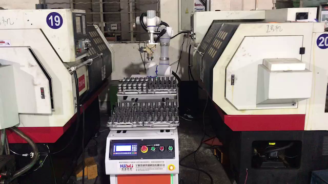 棘輪扳手手柄機加工上下料