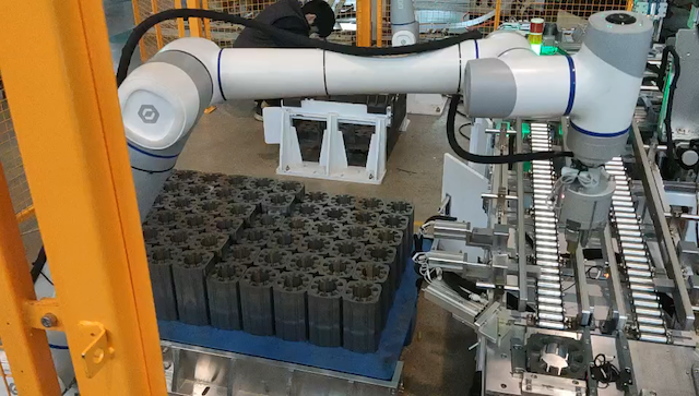 汽車電機配件沖壓上下料